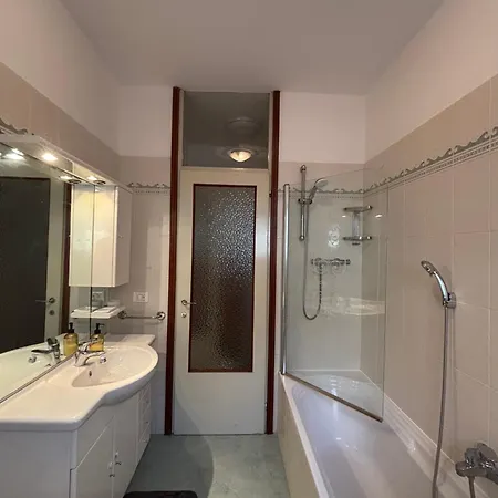 Apartment La Finestra Sul Trenino *